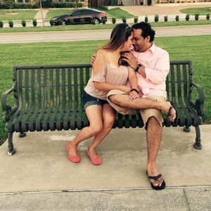 Meet your Posher, Raquel